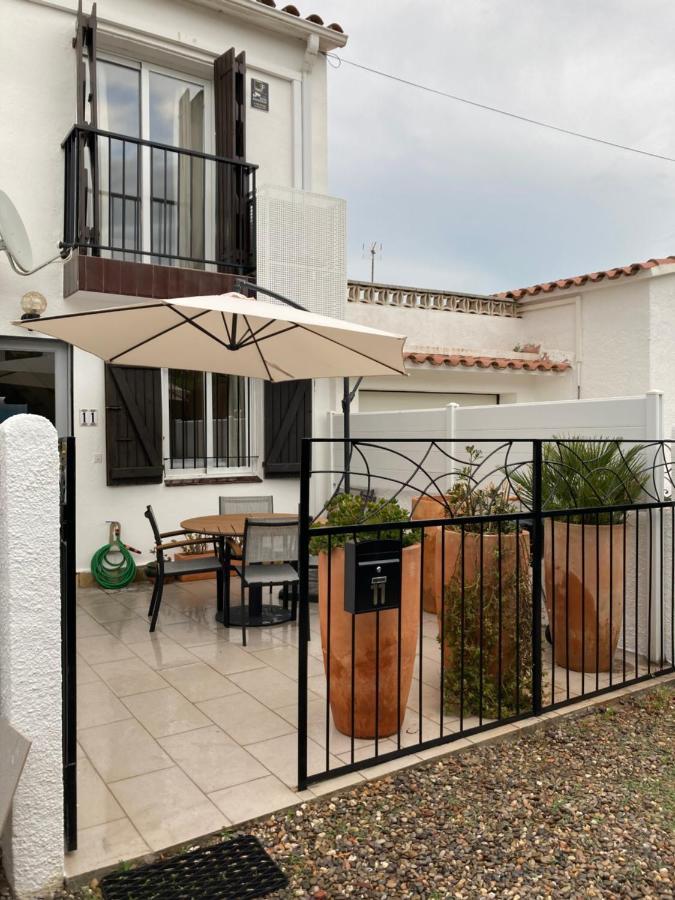 Charmante Maison Coeur De Ville 650M Plage Empuriabrava Exterior photo